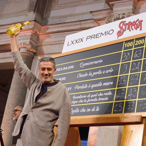 Andrea Bajani vince il Premio Strega